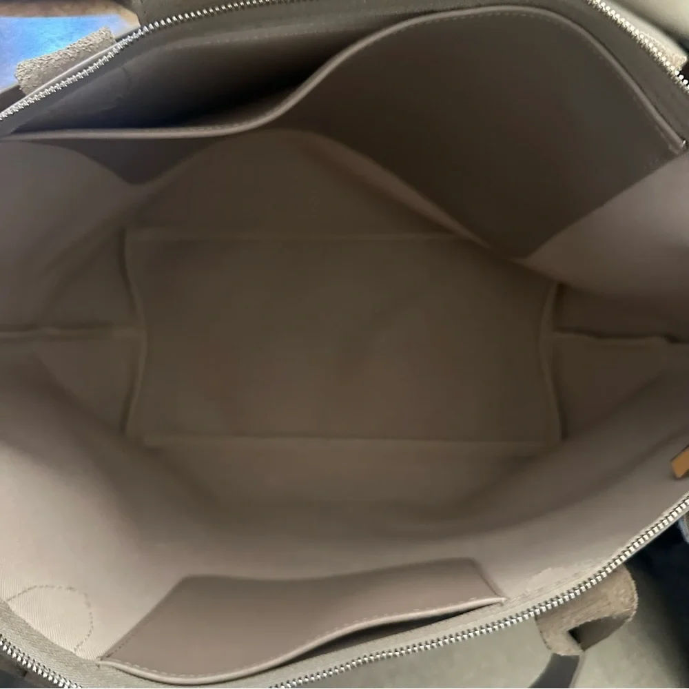 Longchamp Le Pliage City shoulder tote bag in the color taupe Large - Picture 12 of 16